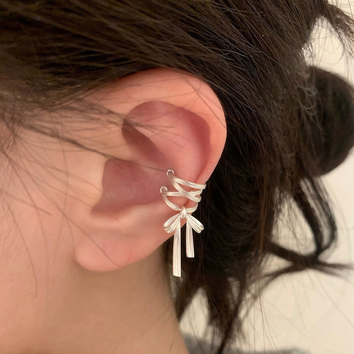 Bow Ear Cuff